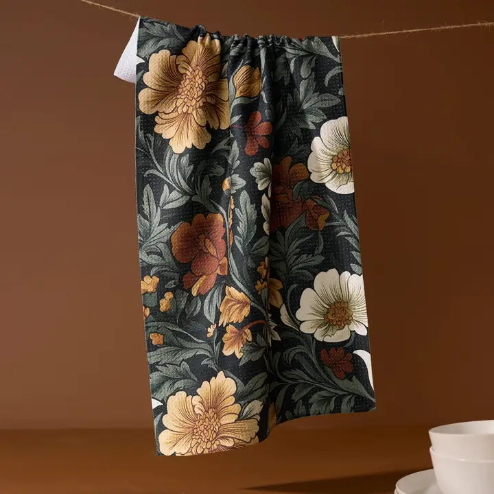 CLASSIC FLORAL TEA TOWEL