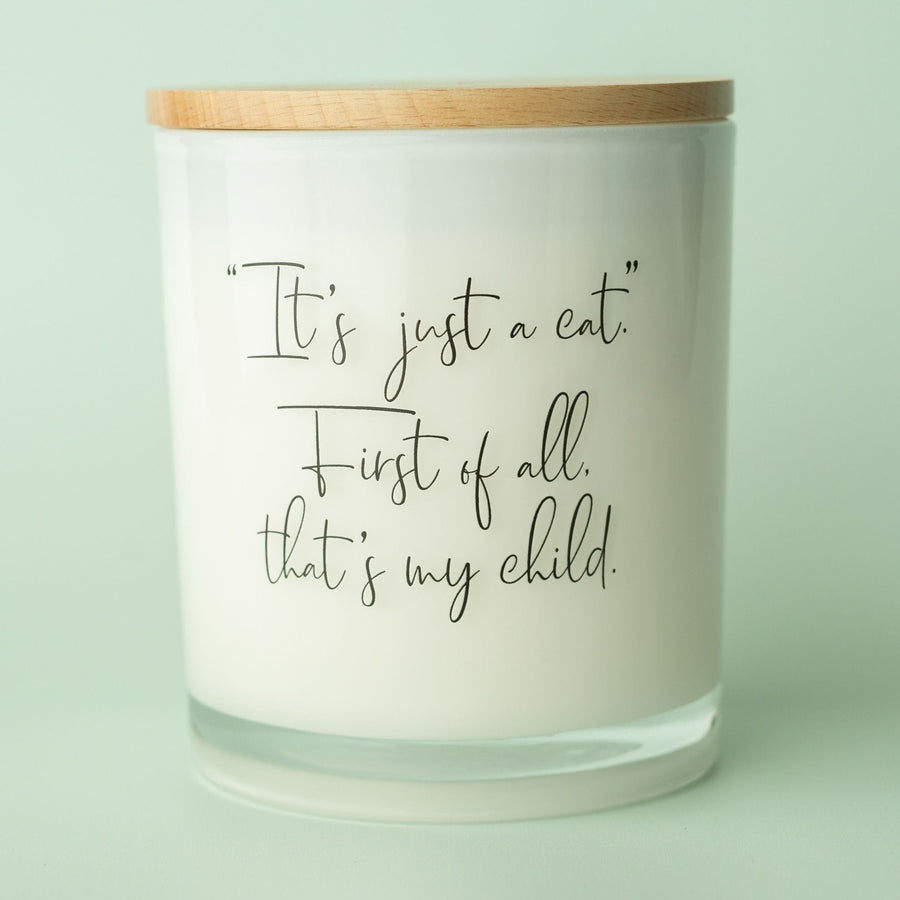 IT'S JUST A CAT CANDLE
