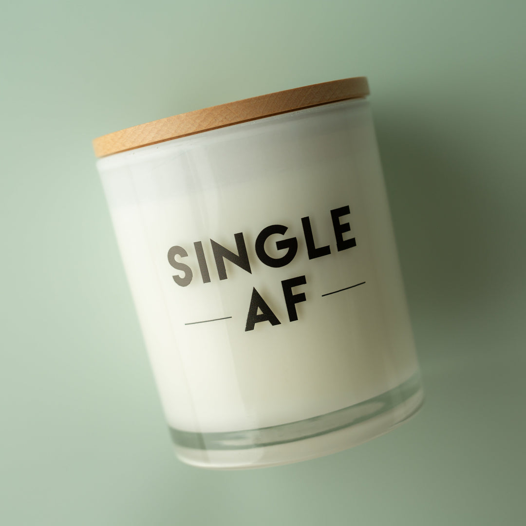 SINGLE AF CANDLE