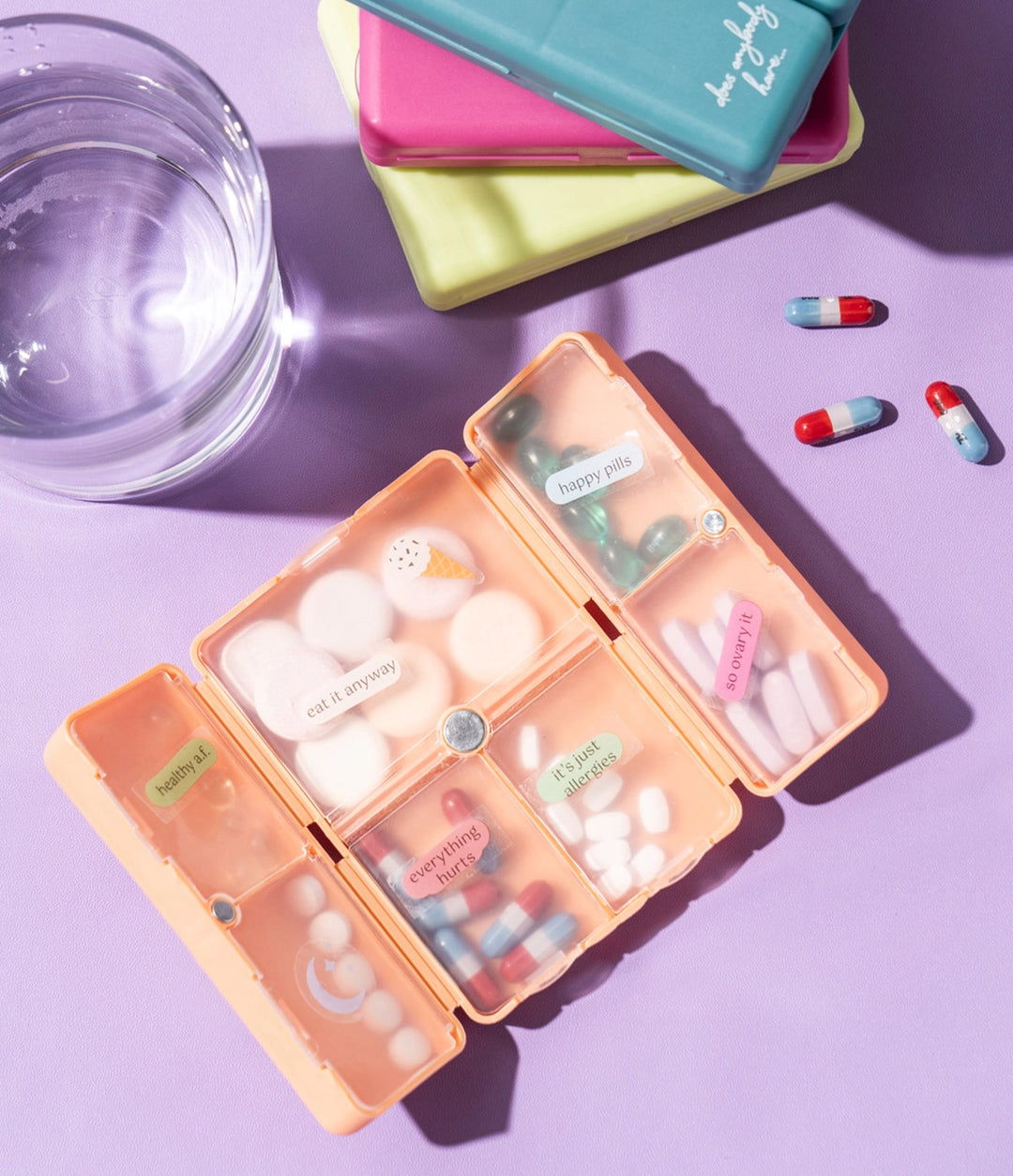 EVERYTHING'S FINE PILL & VITAMIN CASE