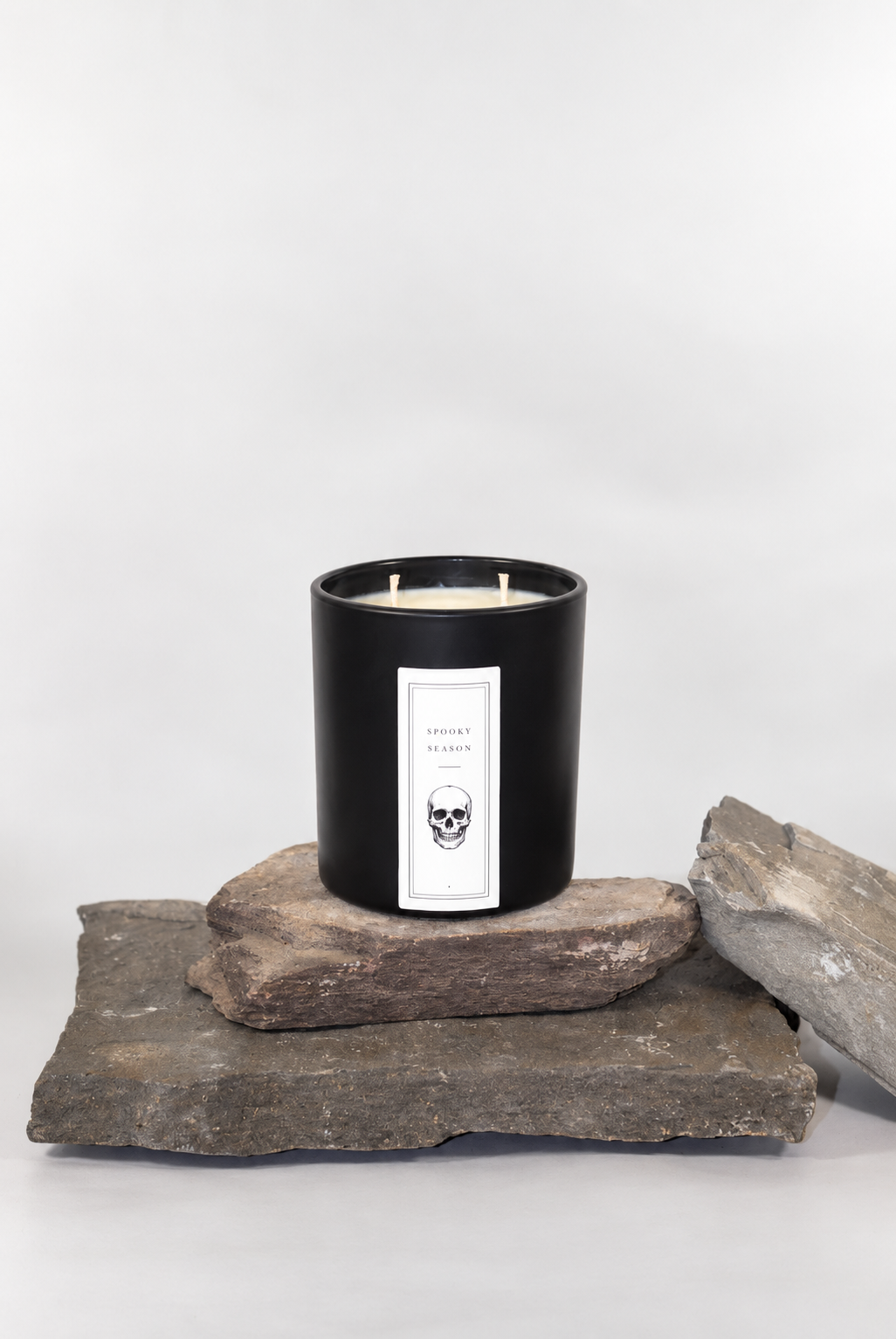 SPOOKY SEASON 14OZ CANDLE