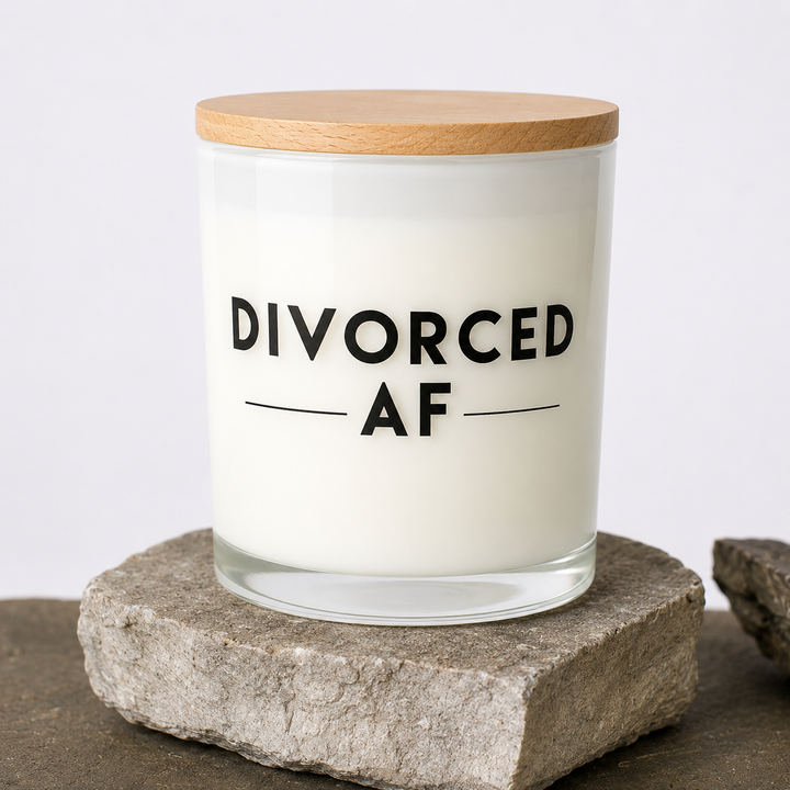 DIVORCED AF CANDLE