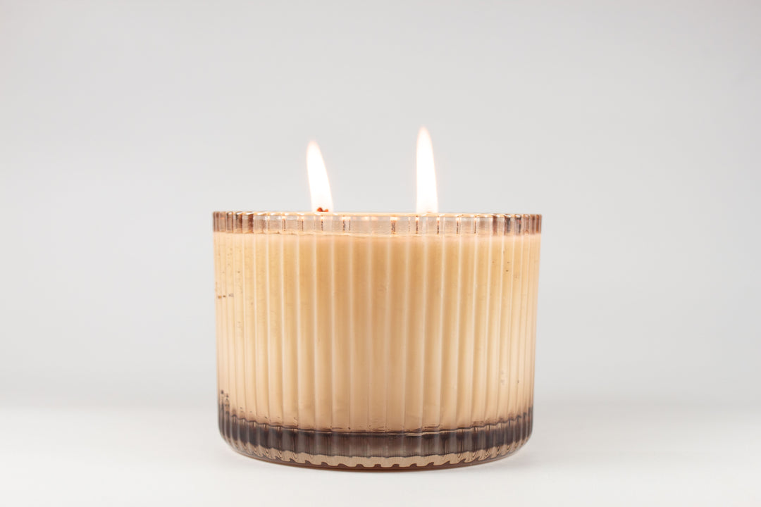 FLUTED GLASS CANDLE
