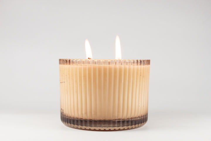 FLUTED GLASS CANDLE