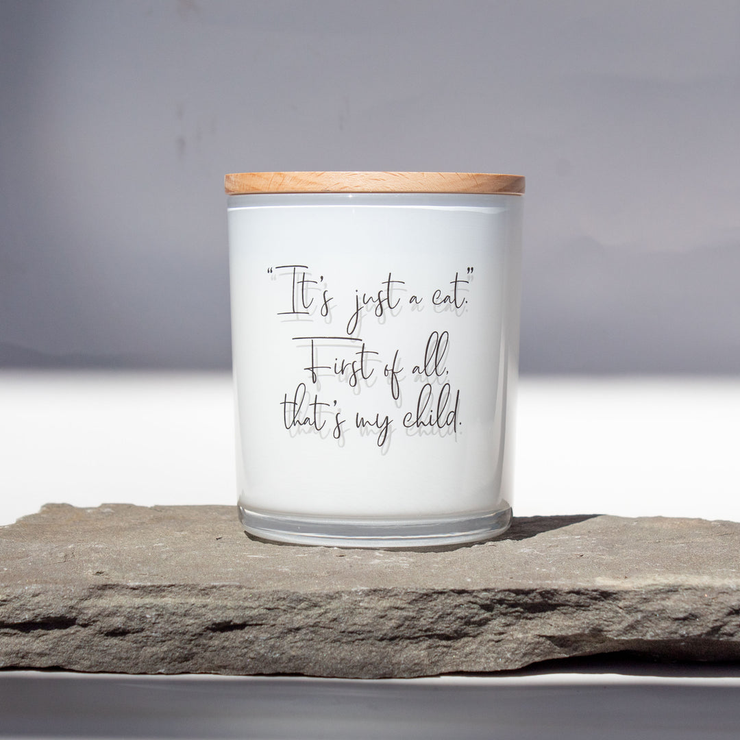 IT'S JUST A CAT CANDLE