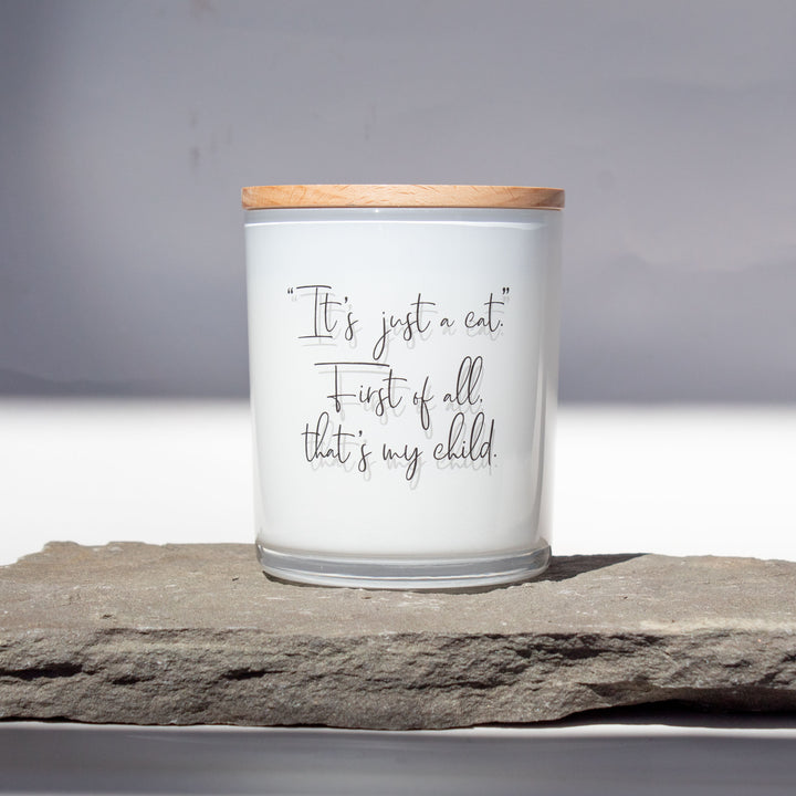 IT'S JUST A CAT CANDLE
