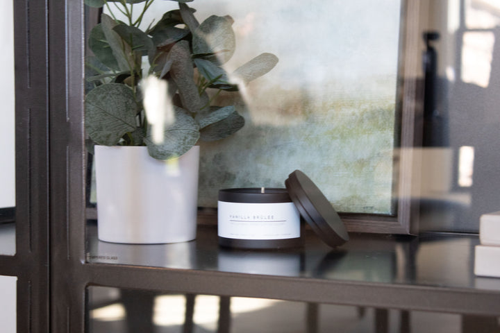 MATTE BLACK TIN CANDLE