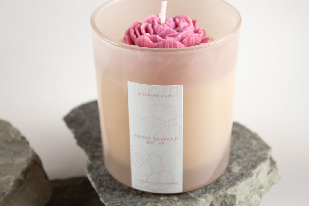 PEONY RESERVE CANDLE - SAND DUNE