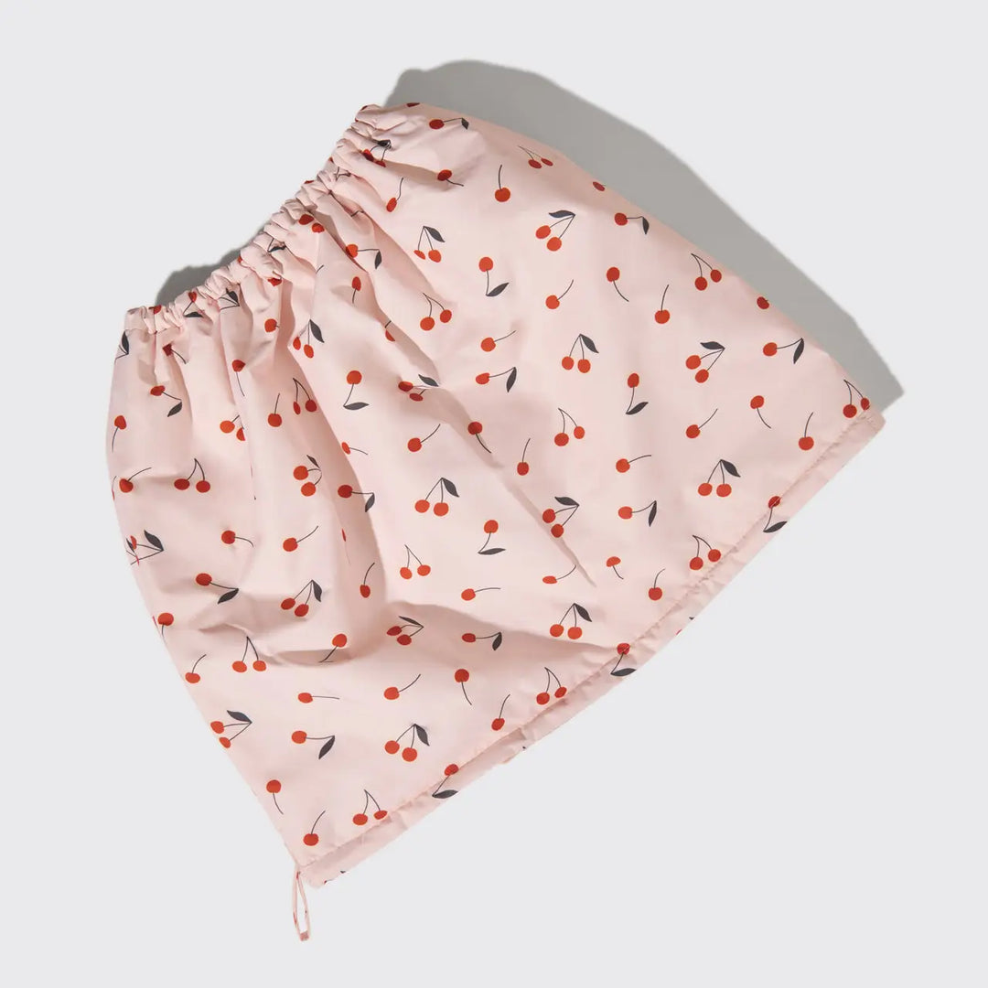 SATIN-LINED FLEXI SHOWER CAP-CHERRY PRINT