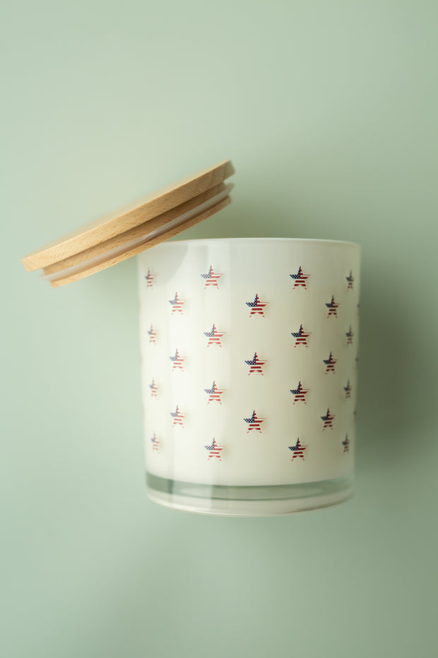 STAR FLAG WRAP CANDLE