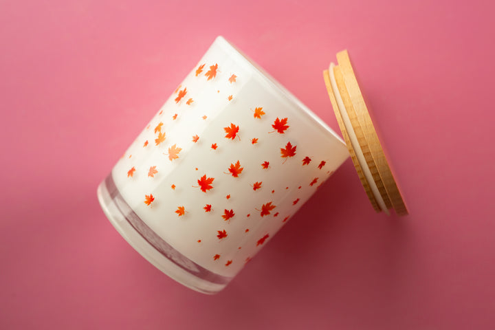 FALLING LEAVES CANDLE