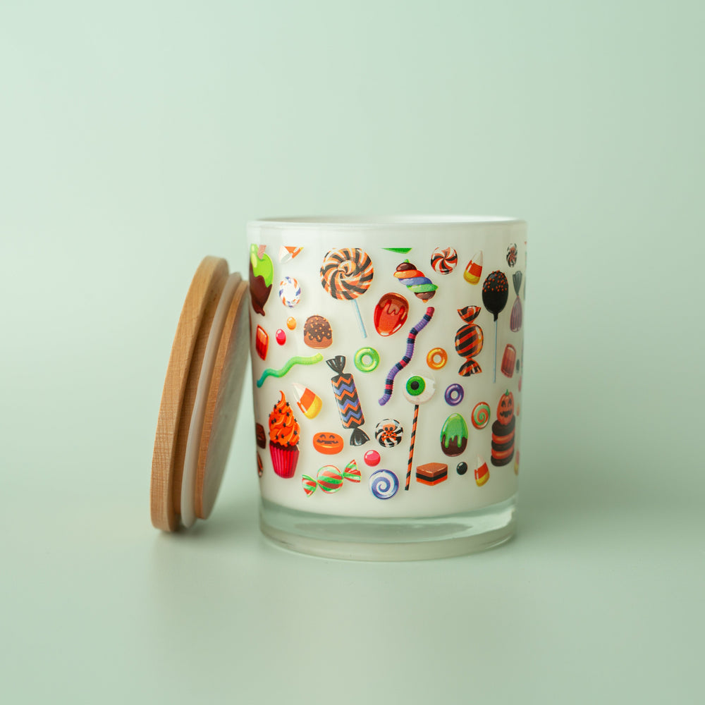 HALLOWEEN CANDY CANDLE
