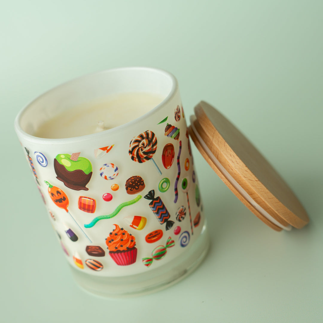HALLOWEEN CANDY CANDLE
