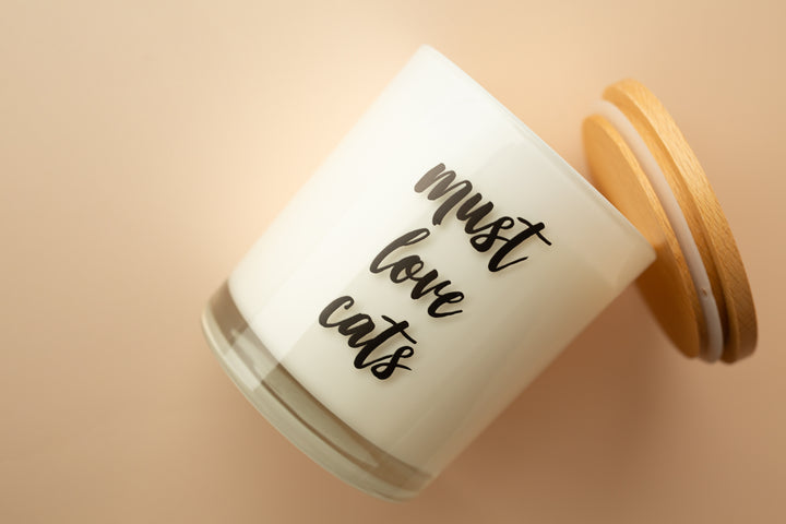  MUST LOVE CATS CANDLE