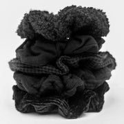 BLACK TEXTURED SCRUNCHIES 